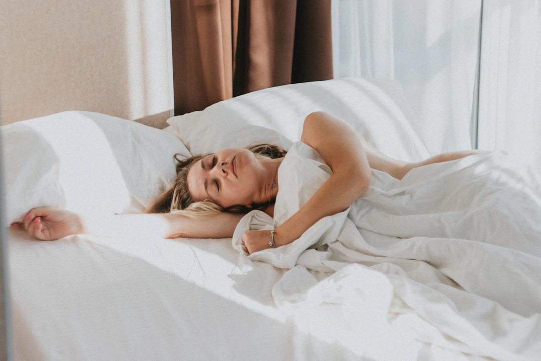 Why Do You Wake Up Feeling Stiff? What Sleep and Recovery Can Tell You About Your Spine