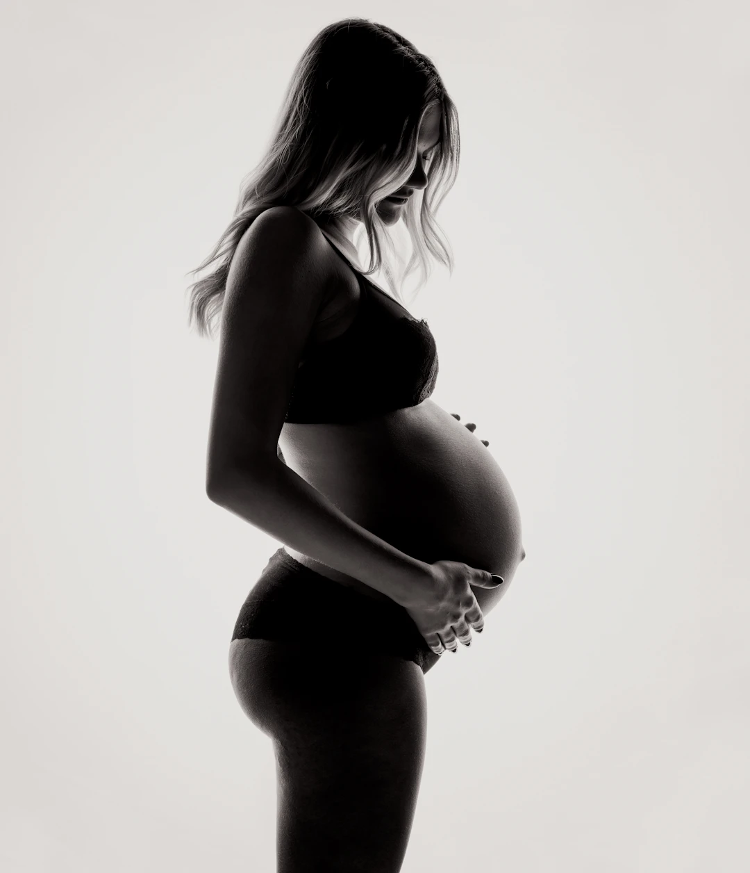 Pregnancy Changes More Than Your Belly: How a Chiropractor in San Antonio Can Support Your Changing Body