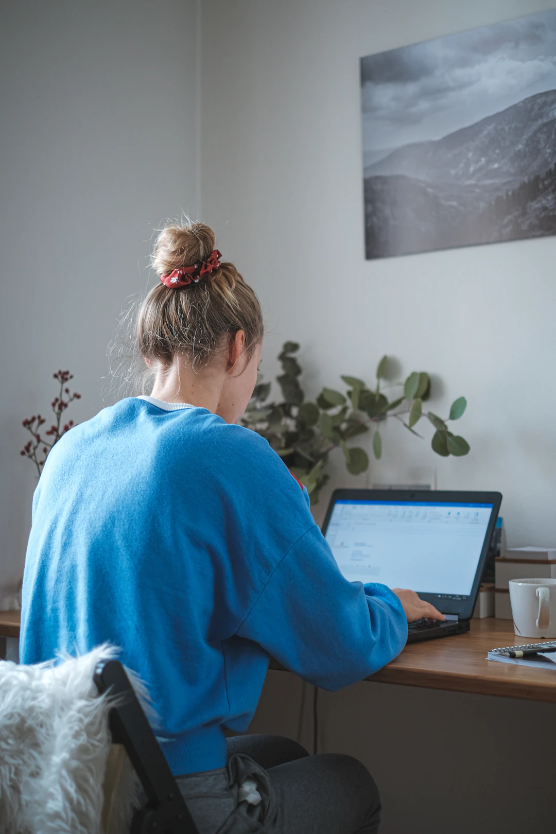 Why Sitting All Day Is Changing the Way Your Body Feels