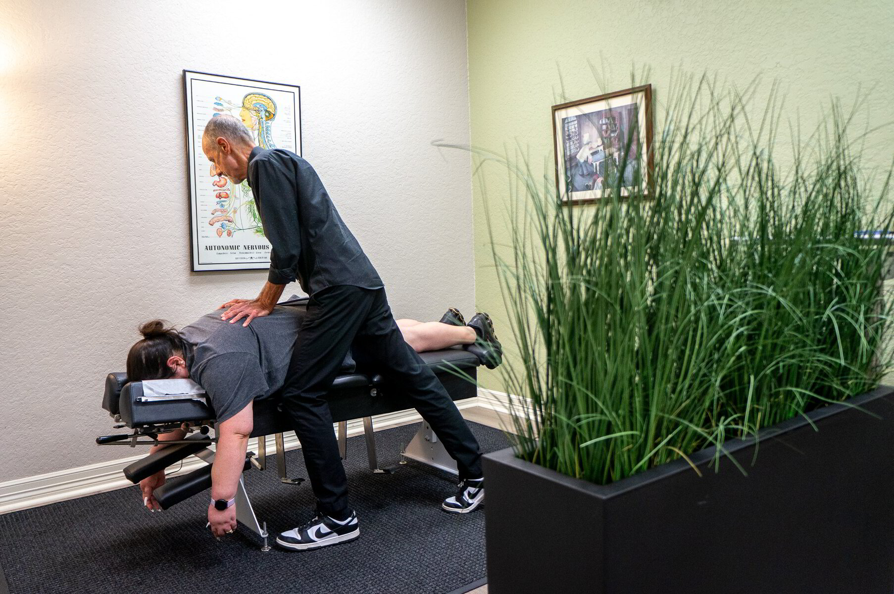 Cuidado Quiropráctico en Spinology Chiropractic Spine and Disc Center en San Antonio, TX