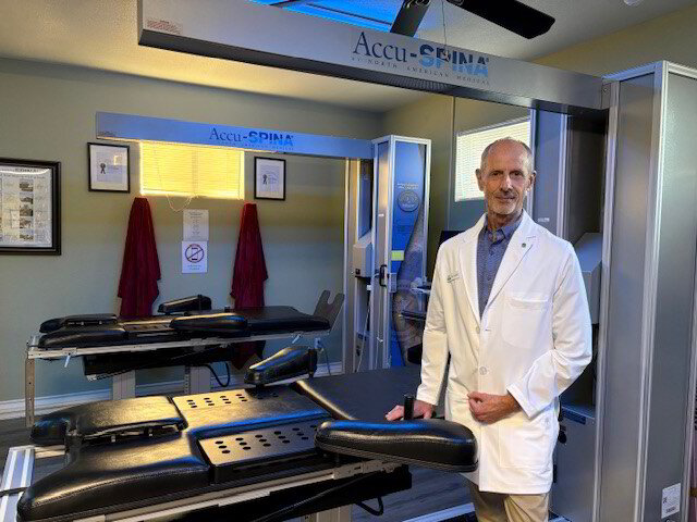 Rehabilitación y Ejercicio Correctivo en Spinology Chiropractic Spine and Disc Center en San Antonio, TX